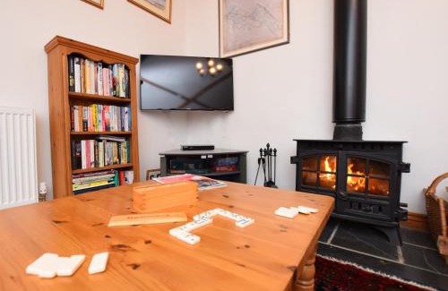 Stawell House | 2 Bed in Glastonbury THEOL