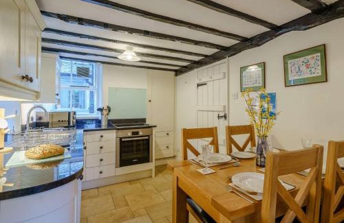 Hawkshead House | 2 Bed in Hawkshead Village LLH35