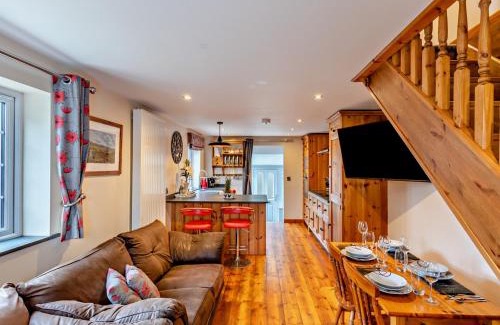 Ilfracombe Apartment | 2 Bed in Ilfracombe 81464