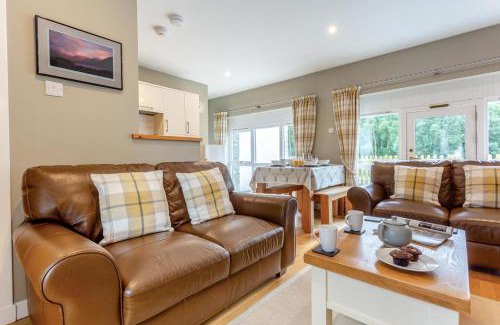 Newtonmore House | 2 Bed in Newtonmore oc-d32413
