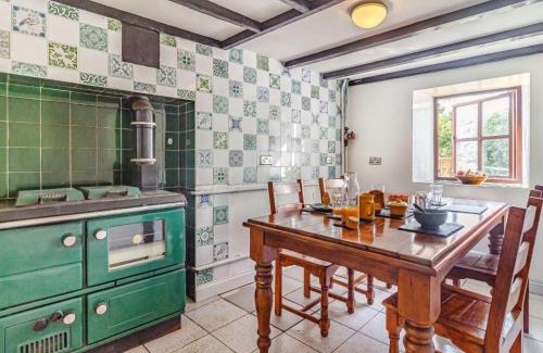 Pen-y-cae House | 2 Bed in Penycae 89170