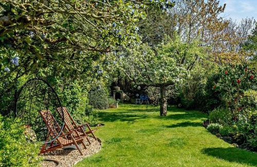 Poole House | 2 Bed in Poole 91757