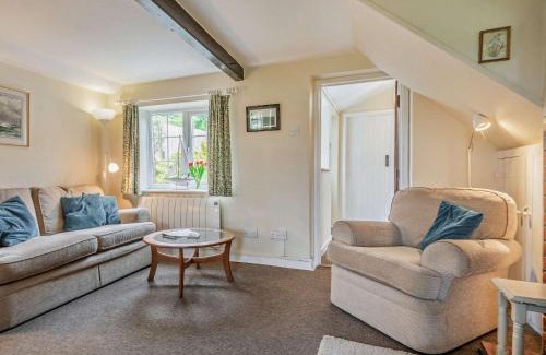 Salthouse House | 2 Bed in Salthouse NCC15
