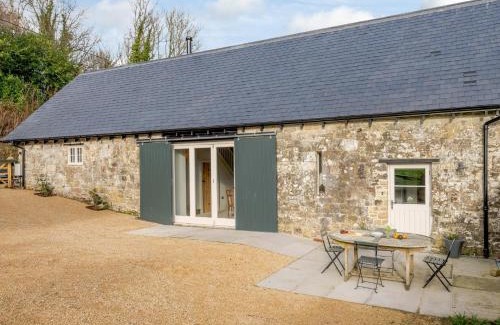 Fonthill Bishop House | 2 Bed in Tisbury 78165