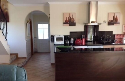 Salema Cottage | 2 bed property with private pool and superb views - a rare find in Salema