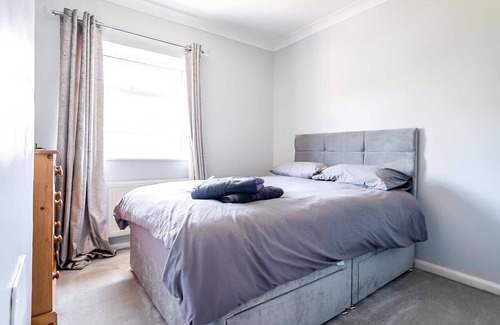 Grimsby House | 2 Bed - Sleeps 6 - Caravan Thorpe Park - Cleethorpes