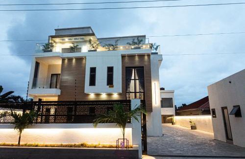 North Legon Apartment | 2-BEDRM URBAN Elegance at The Rosedale Apartments
