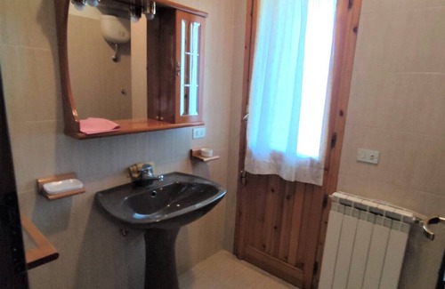 Altipiani di Arcinazzo Apartment | 2 Bedroom Apartment in Altipiani di Arcinazzo