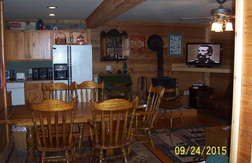 Ellijay Cabin | 2 Bedroom 1 1/2 bath, Sleeps 6