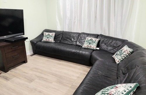 Trenton House | 2 bedroom 1 bath house with large backyard and deck