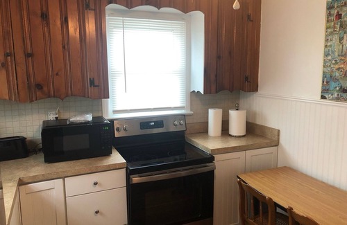 Cape May - Wildwood Cottage | 2 bedroom, 1 bath, North Wildwood beach cottage!