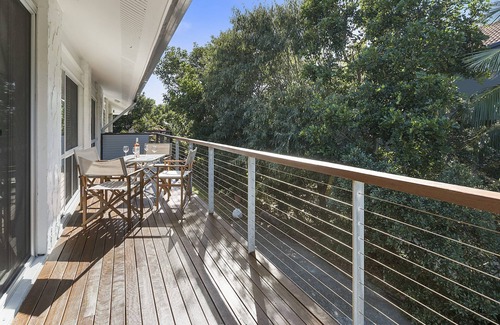 Point Lookout Apartment | 2 bedroom 1 bathroom unit in small complex close to several beaches