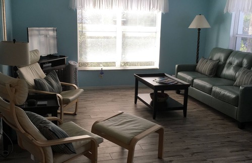 New Smyrna Beach Condo | 2 Bedroom 2 Bath condo - Sleeps 6