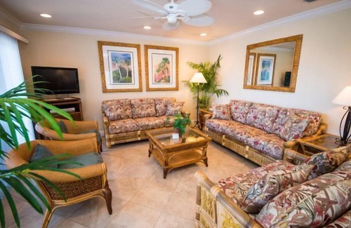 Bradenton Beach Hotel | 2 Bedroom, 2 Bathroom # 258. Pet Friendly