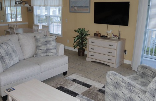 Calabash Villa | 2 bedroom, 2 bath, Full Kitchen, Pool View, with great resort amenities(2804)