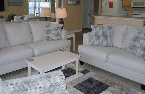 Calabash Villa | 2 bedroom, 2 bath, Full Kitchen, Pool View, with great resort amenities(2804)