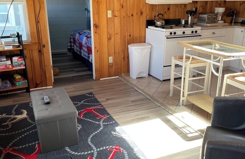 Wells Cottage | 2 BEDROOM 2 BATHROOM #1