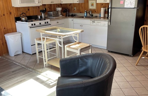 Wells Cottage | 2 BEDROOM 2 BATHROOM #1