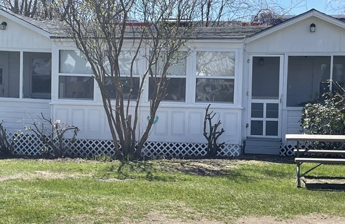 Wells Cottage | 2 BEDROOM 2 BATHROOM #1