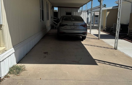 Monte Alto House | 2 bedroom/2 bathroom, quiet retirement setting. 55 + Pool. Weekly/monthly rates