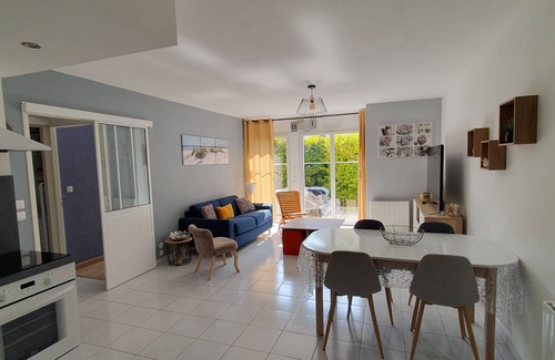 Notre-Dame-de-Monts Condo | 2-bedroom apartment with terrace, swimming pool, near beach and forest