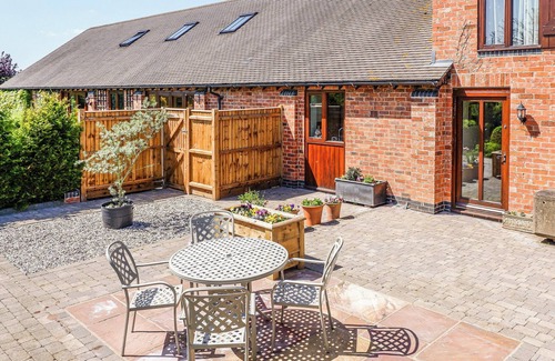 Burton on Trent Cottage | 2 bedroom accommodation in Anslow, near Burton upon Trent