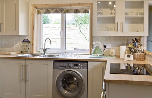 Winterton-on-Sea Cottage | 2 bedroom accommodation in Winterton-on-Sea