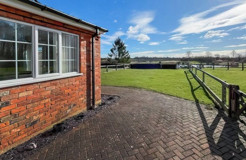 Skegness Cottage | 2 bedroom accommodation in Burgh le Marsh