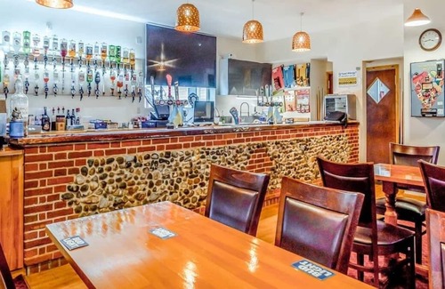 Bacton Cabin | 2 bedroom accommodation in Bacton-on-Sea