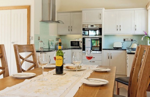 Totnes Cottage | 2 bedroom accommodation in Nr. Blackawton