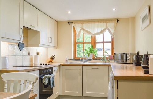 Widemouth Bay Cottage | 2 bedroom accommodation in Marhamchurch, near Bude
