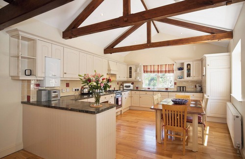 Lyme Regis Cottage | 2 bedroom accommodation in Nr. Lyme Regis