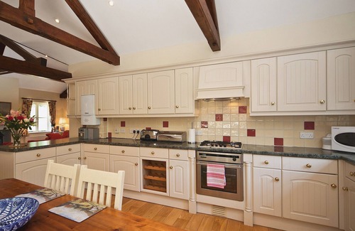 Lyme Regis Cottage | 2 bedroom accommodation in Nr. Lyme Regis