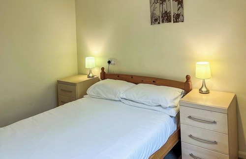 Oulton Broad House | 2 bedroom accommodation in Oulton Broad