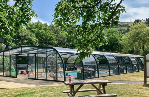 Aberystwyth House | 2 bedroom accommodation in Llanfarian, near Aberystwyth