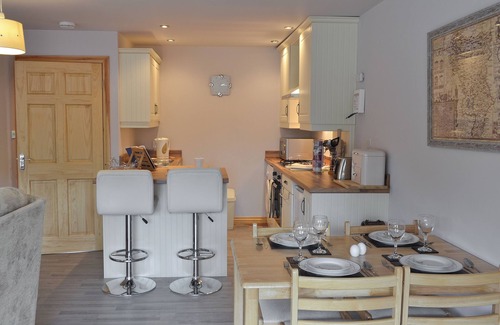 Cutthorpe Cottage | 2 bedroom accommodation in Cutthorpe, near Chesterfield