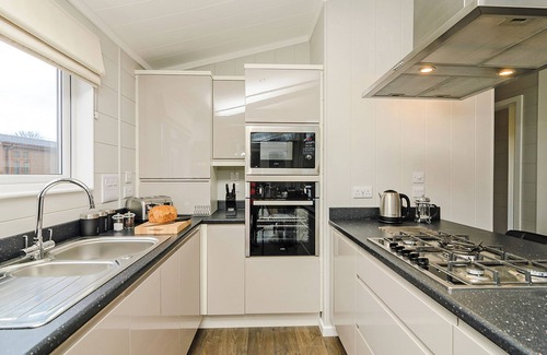 Stuppington Ski Chalet | 2 bedroom accommodation in Canterbury