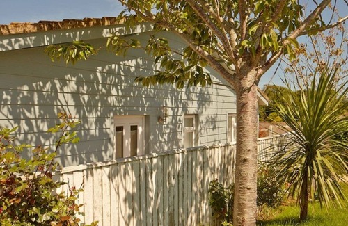 Freshwater Cottage | 2 bedroom accommodation in Freshwater, Colwell Bay