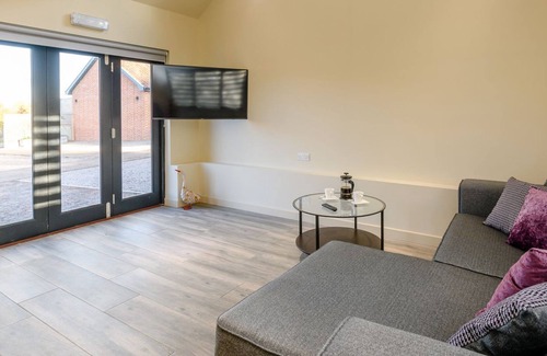 Halesworth Cottage | 2 bedroom accommodation in Heveningham, near Halesworth
