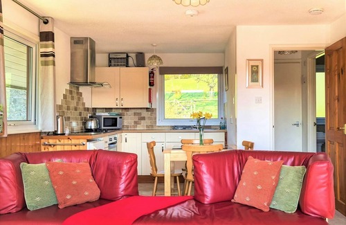Fivelanes House | 2 bedroom accommodation in Launceston