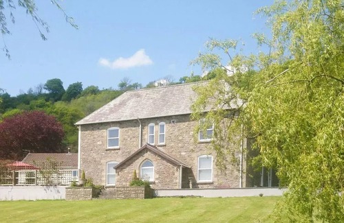 Llanfynydd Cottage | 2 bedroom accommodation in Llanfynydd