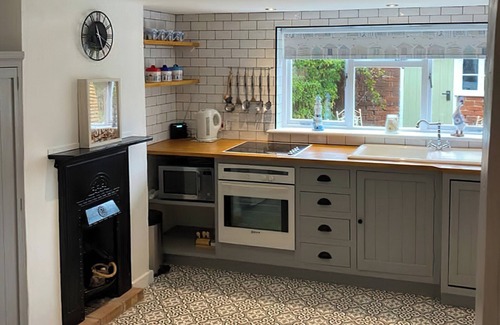 Friston Cottage | 2 bedroom accommodation in Friston, near Saxmundham