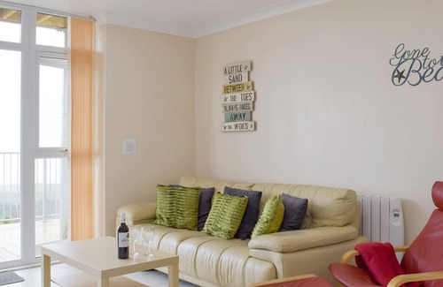 Pendine Cottage | 2 bedroom accommodation in Pendine, near Laugharne