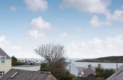 Cemaes Bay Cottage | 2 bedroom accommodation in Cemaes, near Holyhead