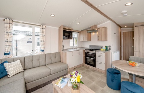 Bridport House | 2 bedroom accommodation in Charmouth