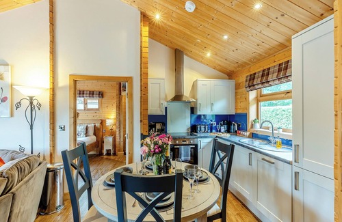 Welsh Frankton Ski Chalet | 2 bedroom accommodation in Ellesmere