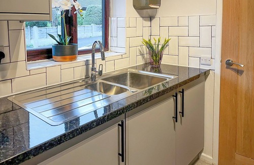 Chinley Cottage | 2 bedroom accommodation in Chinley, near High Peak