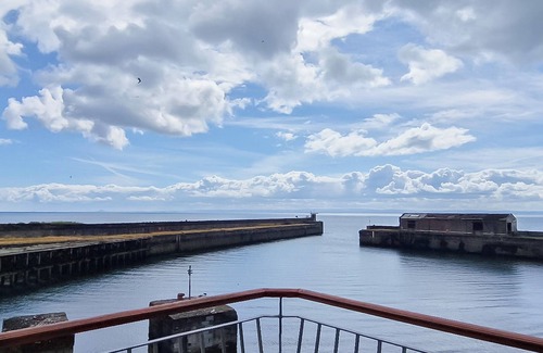 Kirkcaldy Cottage | 2 bedroom accommodation in Kirkcaldy