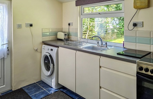Camborne Cottage | 2 bedroom accommodation in Troon, near Camborne