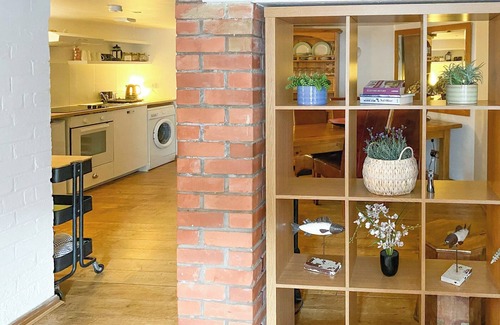 Cramond Cottage | 2 bedroom accommodation in Cramond Village, Edinburgh